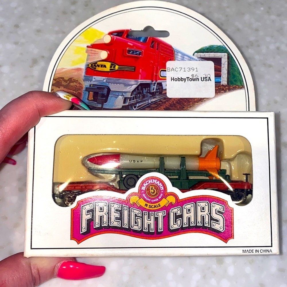 Bachmann Freight Cars NWT